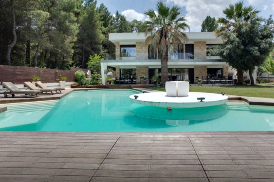 ΠΟΛΥΤΕΛΗΣ ΒΙΛΑ 720m2 ΕΚΑΛΗ JK Property & Yachting